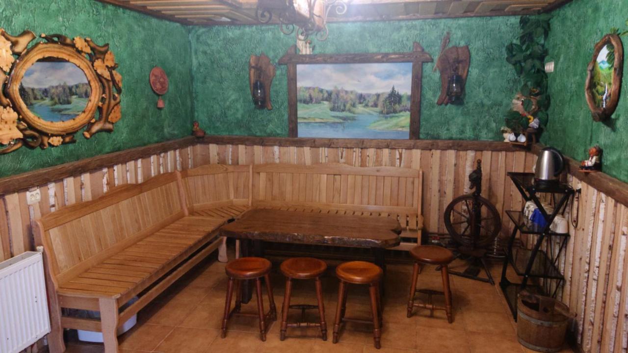 Любе Hotel Yablunytsya Luaran gambar